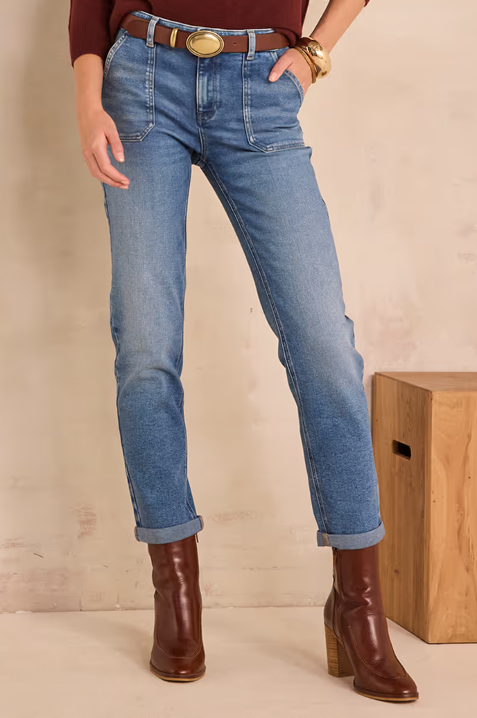 Tapered jeans